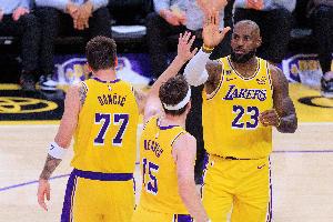 波尼利斯：76人的球星能弥补詹姆斯轮休的空缺 在湖人只能靠东里